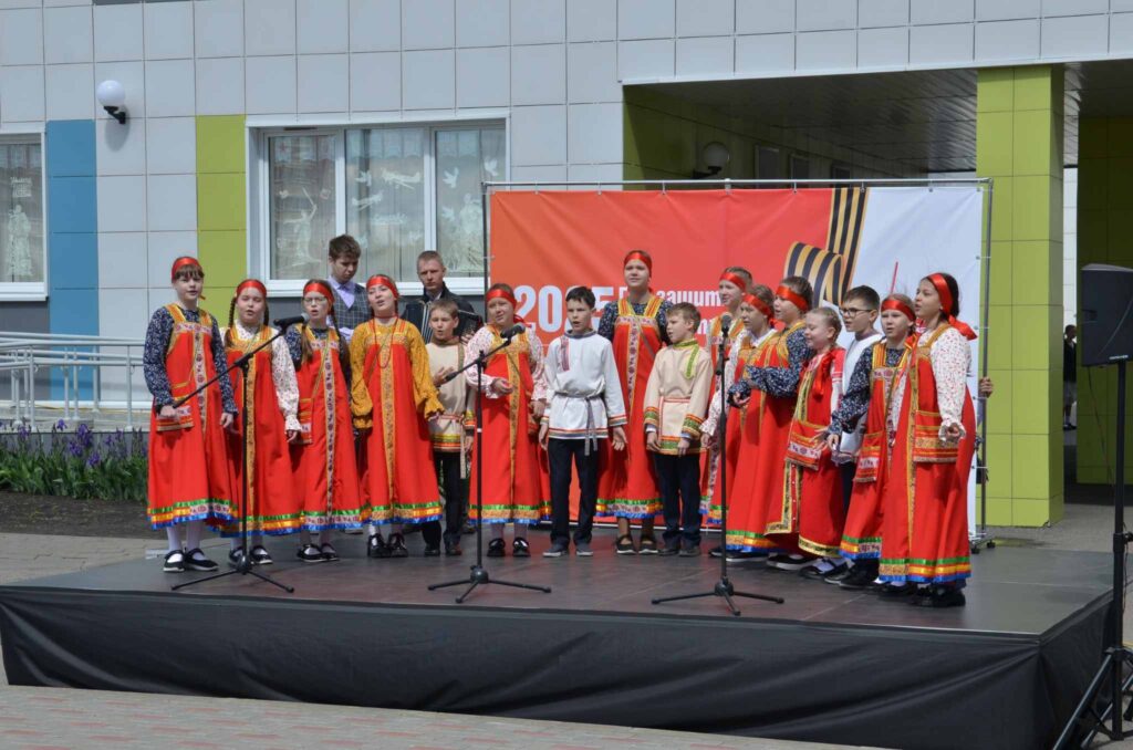 Праздничный плац-концерт