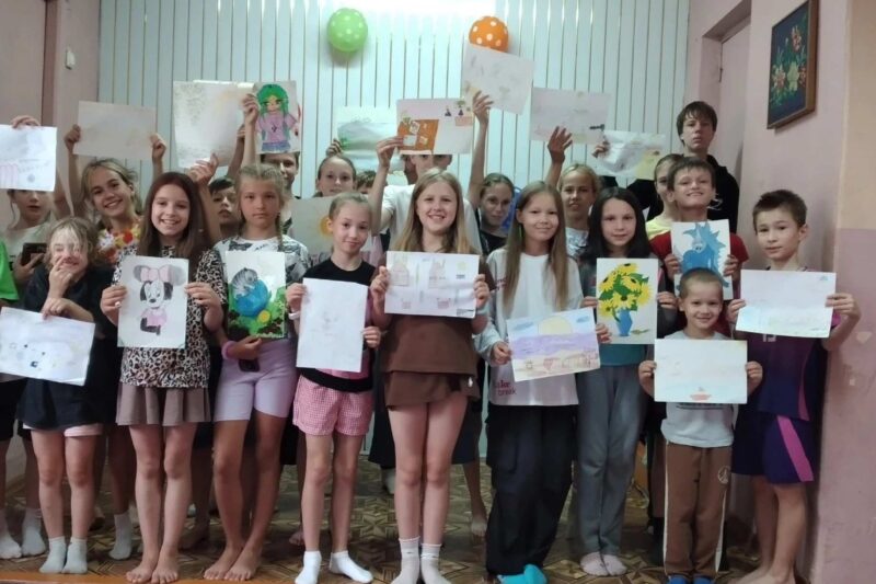 Конкурс рисунка «Разноцветное детство»