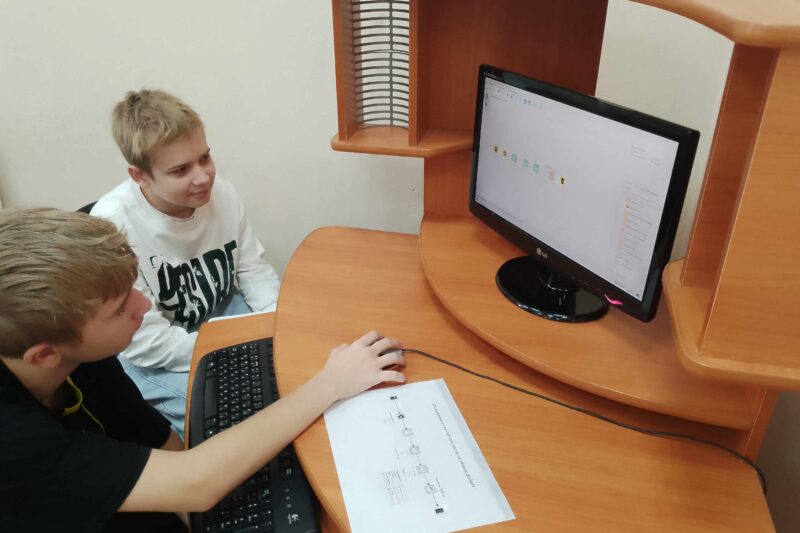 Робототехнический квест «Код, схема, победа!»