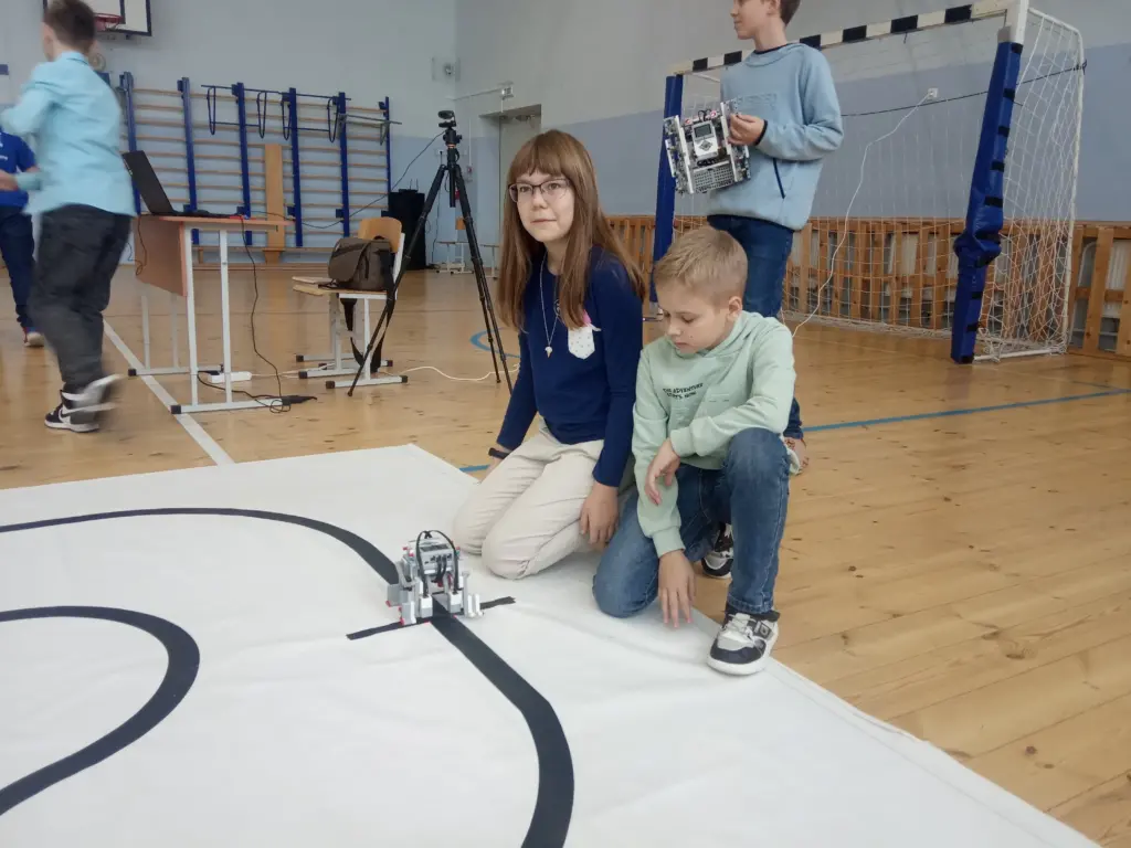 Межрегиональные открытые соревнования по робототехнике «OFFLINE BATTLE»