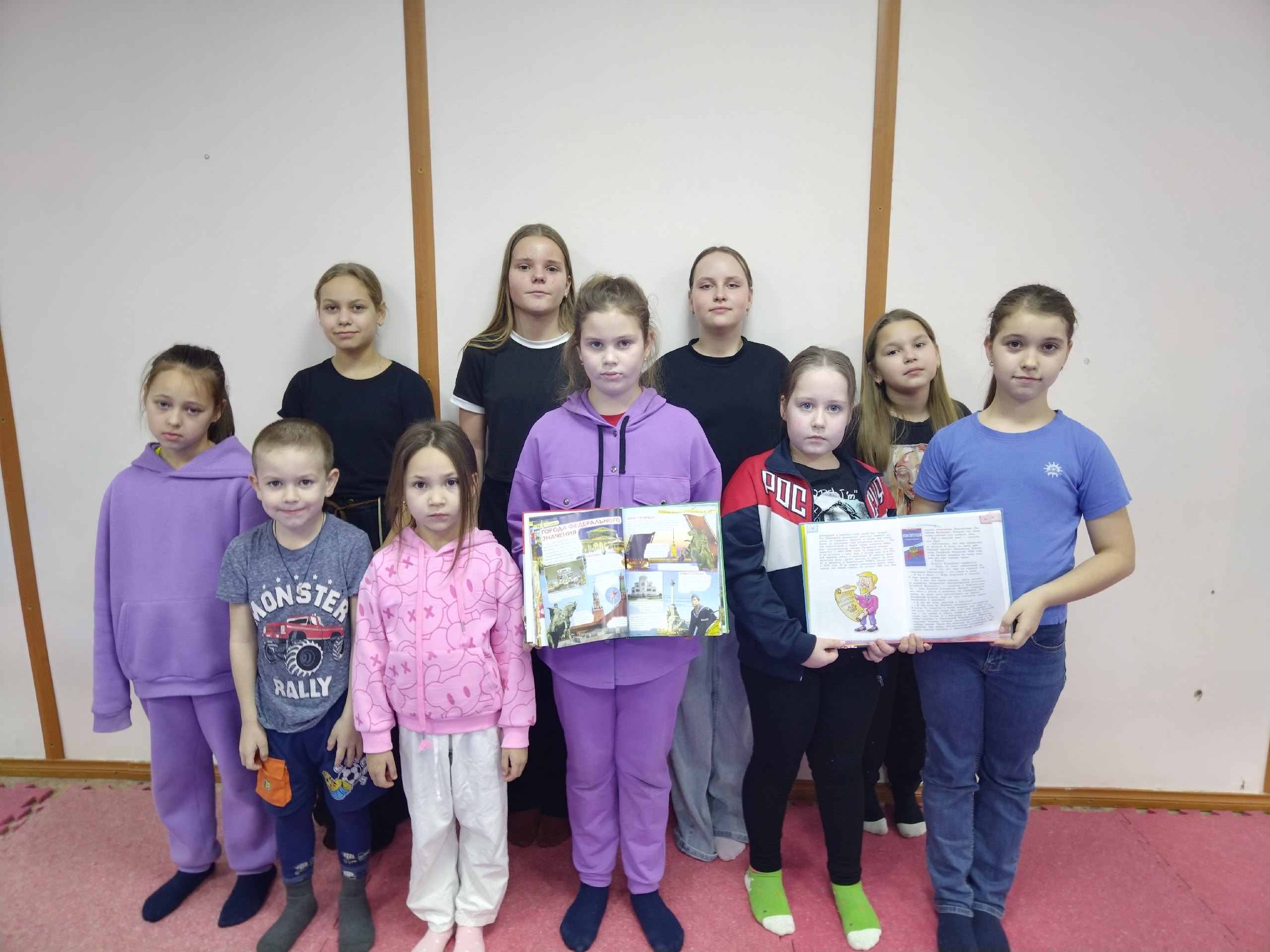 Познавательный час в детском объединении «Аленький цветочек»