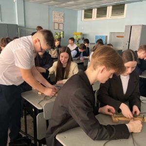 Мастер-класс по плетению браслетов из паракорда Мастер-класс по плетению браслетов из паракорда