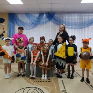 Показ сказки "Подарок для медвежонка" Показ сказки "Подарок для медвежонка"