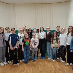 Встреча с первыми выпускниками "Народного (образцового) коллектива" фольклорного ансамбля "Зернышко"