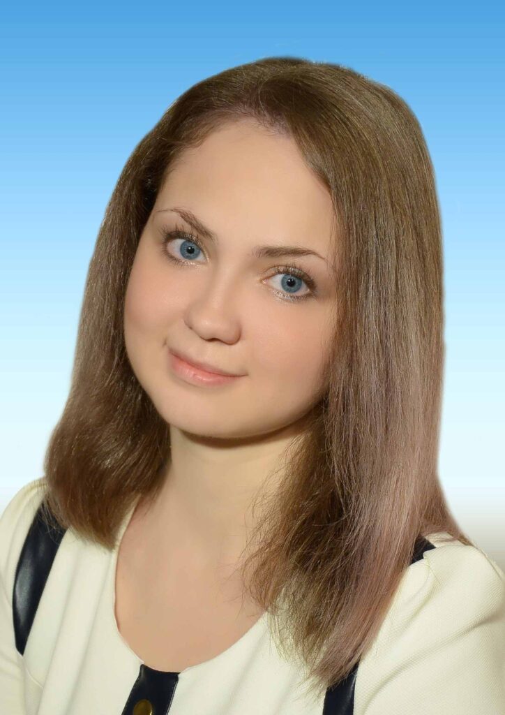 Руководитель «Народного (образцового) коллектива» театрального объединения «Маска», М. Н. Мясникова стала лауреатом заочного этапа XI Всероссийского профессионального конкурса «Арктур»-2026