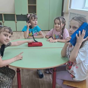 Театральная игра "Разговор по телефону"